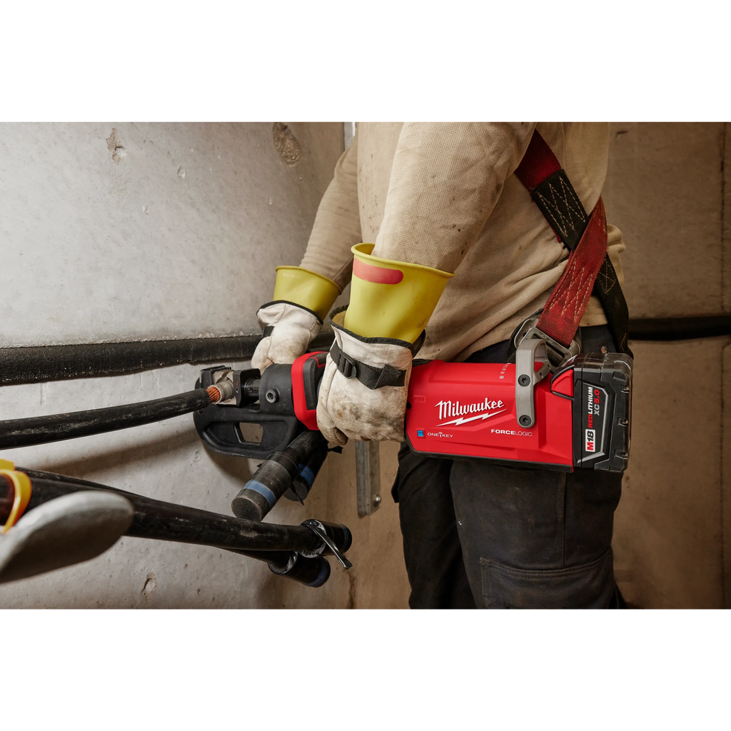 M18™ FORCE LOGIC™ 12T Linear Crimper