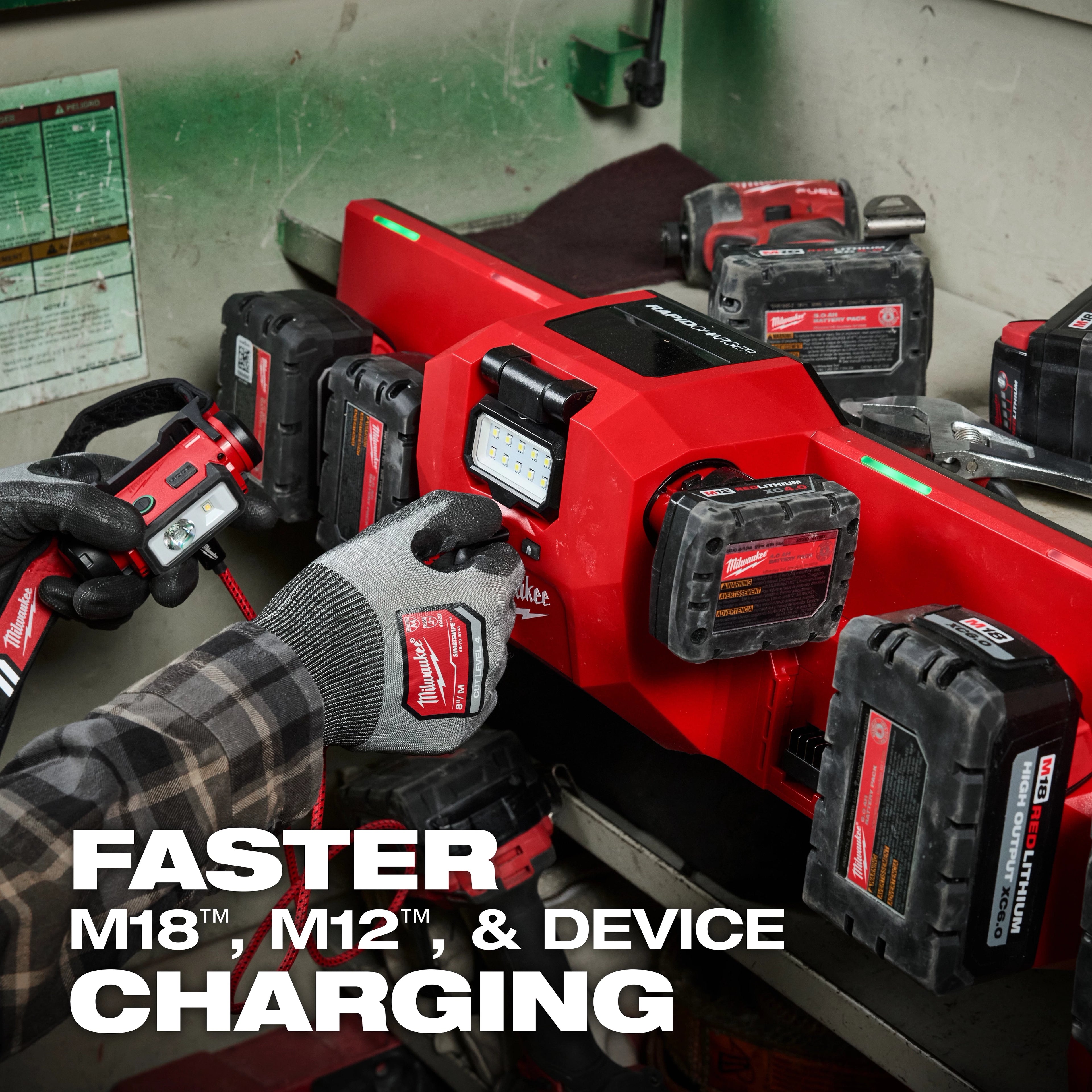 M18™ and M12™ Gangbox Rapid Charger