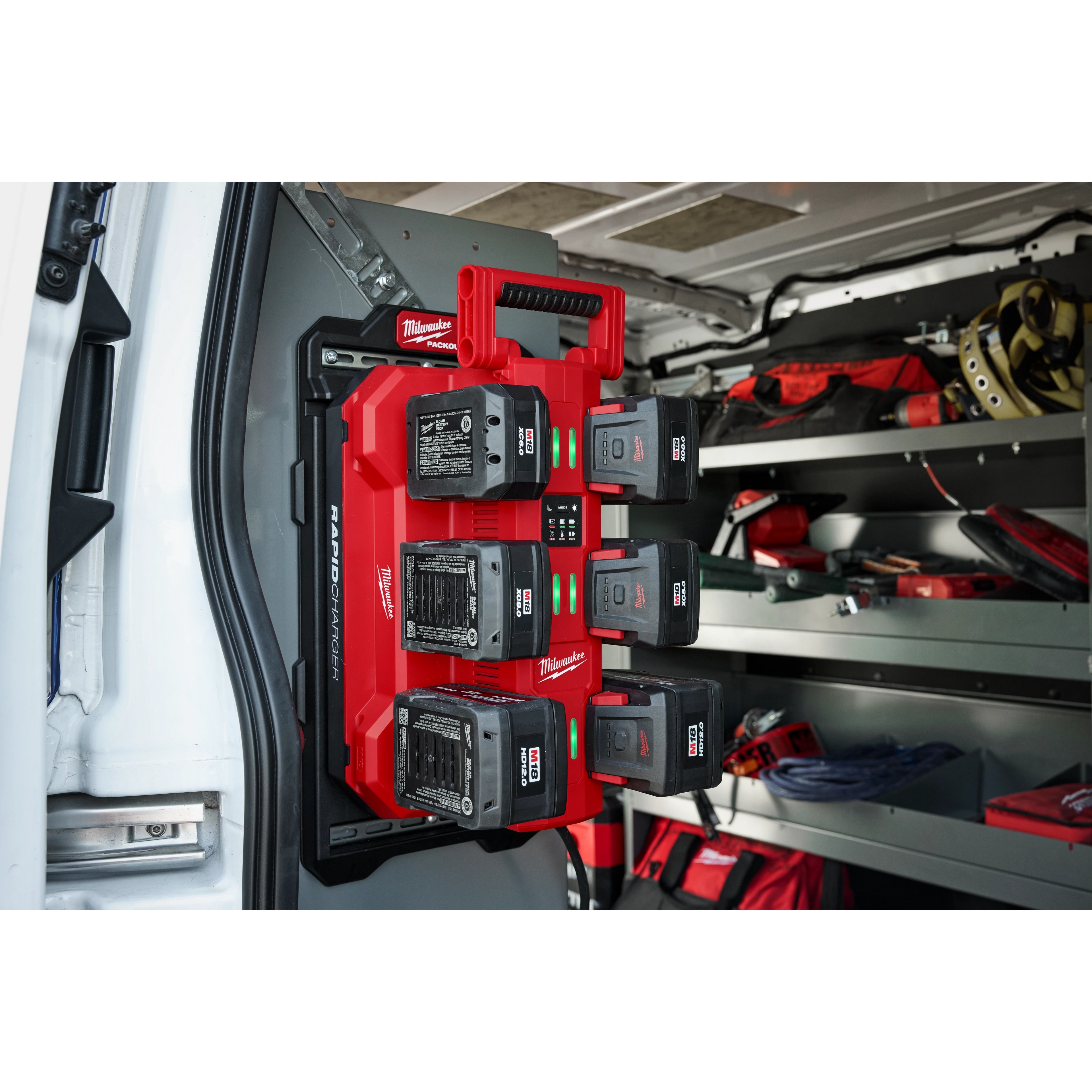 M18™ Six Bay Daisy Chain Rapid Charger w/ PACKOUT™ Compatibility