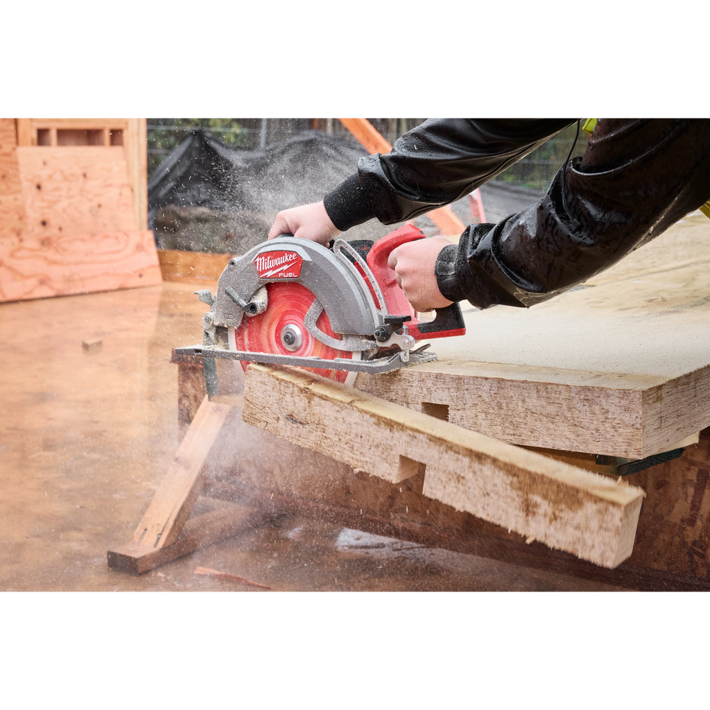 M18 FUEL™ 10-1/4" Rear Handle Circular Saw