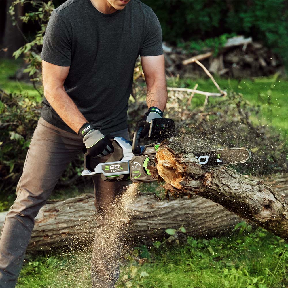 16" Cordless Chainsaw
