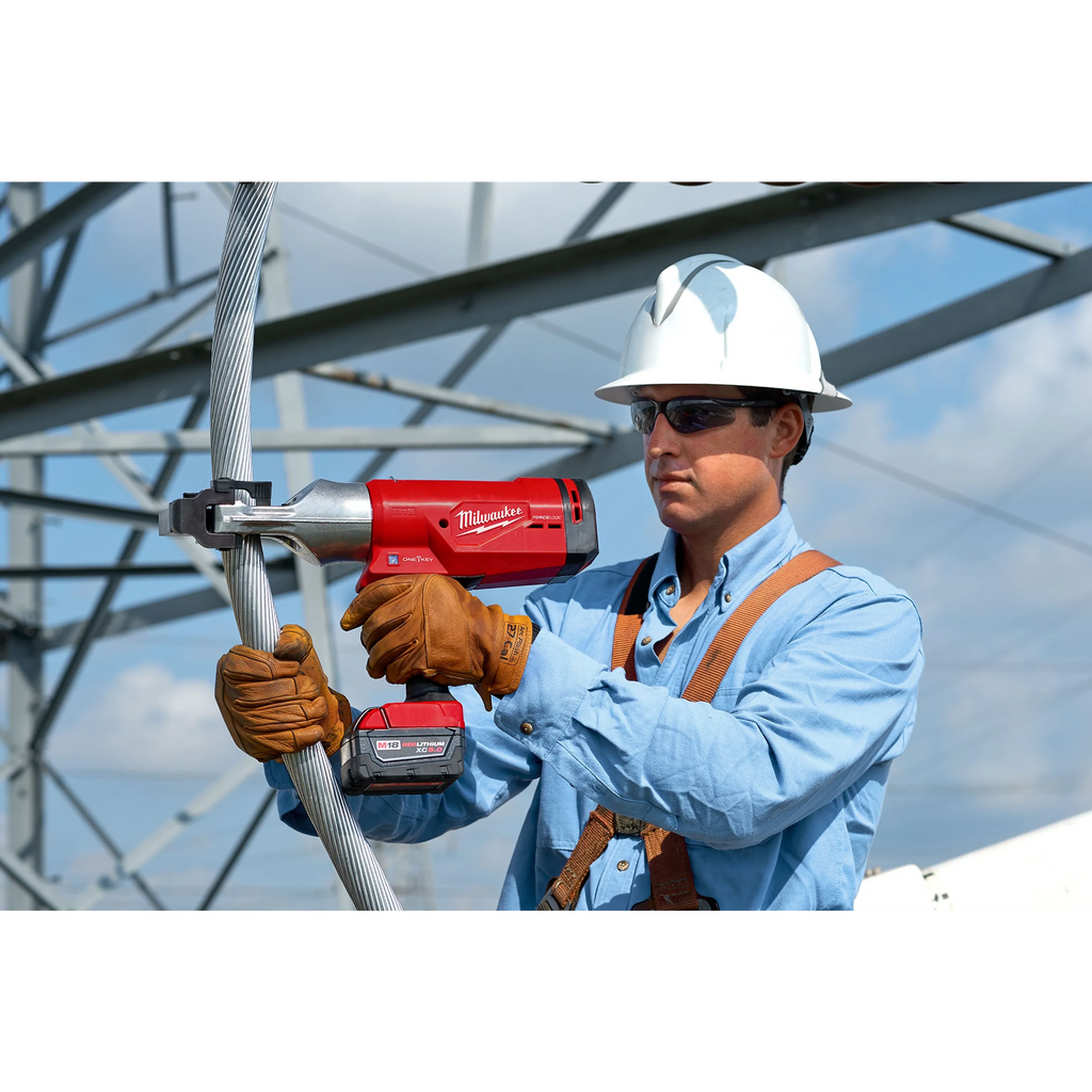 M18™ FORCE LOGIC™ 1590 ACSR Cable Cutter